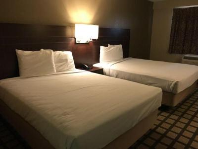 Travelers Inn - Phoenix