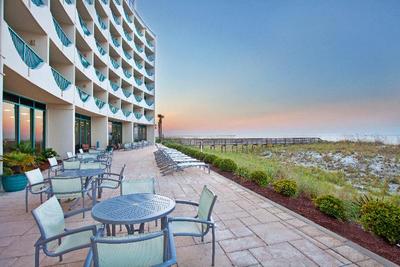 Holiday Inn Express Pensacola Beach