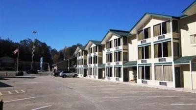 Green Valley Motel