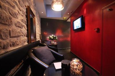 Hotel Lumieres Paris Montmartre
