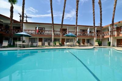 Inn At Deep Canyon