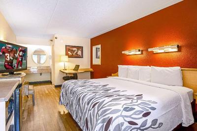 Red Roof Inn Pensacola – I-10 at Davis Highway