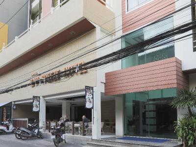 Bay Breeze Pattaya