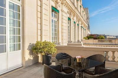Shangri-La Paris