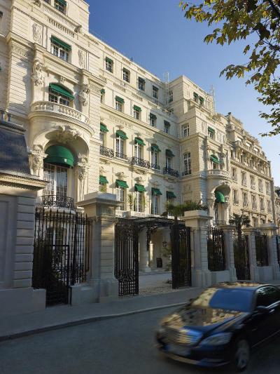 Shangri-La Paris