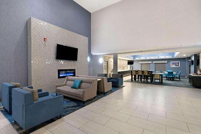 La Quinta Inn & Suites Phoenix I-10 West
