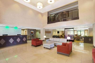 Wingate By Wyndham Raleigh Durham / Airport