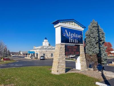 Rockford Alpine Inn and Suites