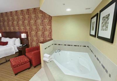 Courtyard by Marriott Triangle Town Center