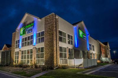 Holiday Inn Express Hotel & Suites Rapid City