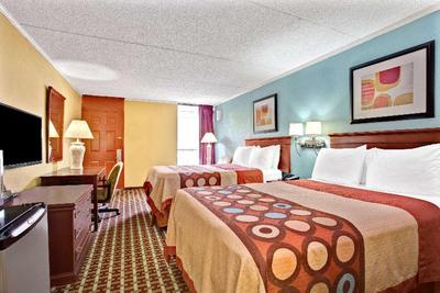 Super 8 by Wyndham Raleigh Downtown South