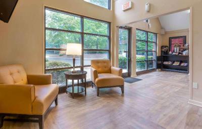 Suburban Studios Cary - RDU Airport