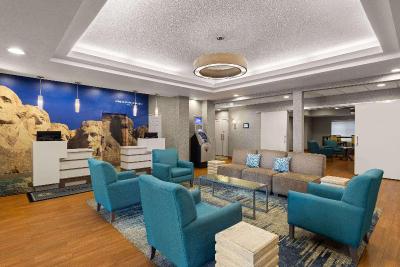 La Quinta Inn Suites By Wyndham Rapid City