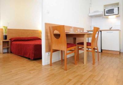 Sejours & Affaires Rennes Villa Camilla