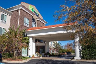 Holiday Inn Express Pembroke