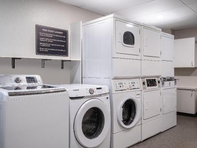 Candlewood Suites Rockford