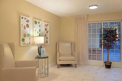 MainStay Suites Raleigh - Cary