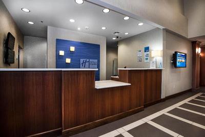 Holiday Inn Express Hotel & Suites Conway