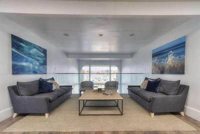 Oceanside Marina Suites