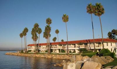 Oceanside Marina Suites