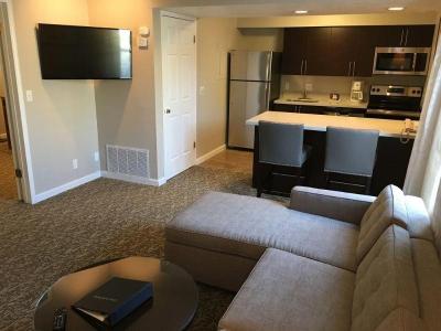 Chase Suite Newark