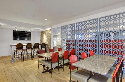 Executive Residency By Best Western Navigator Inn