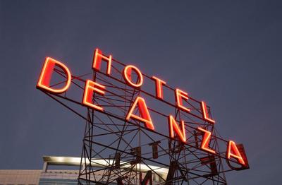 Hotel De Anza