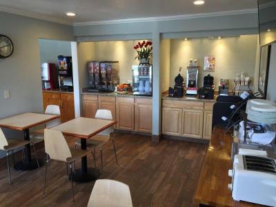 Regency Inn and Suites - San Francisco
