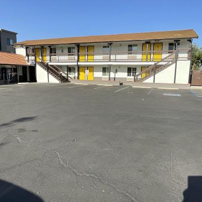 Escondido Inn