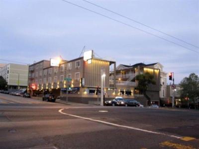 Inn On Broadway