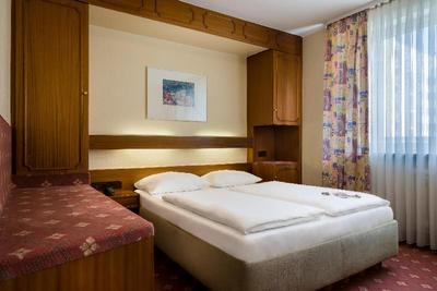 Novum Hotel Stuttgart Hauptbahnhof - Rieker