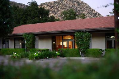 Riviera Oaks Resort & Racquet Club