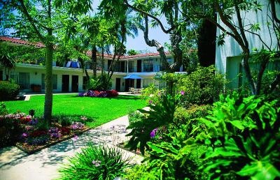 West Beach Inn
