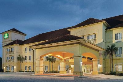 La Quinta Inn & Suites North Mobile - Satsuma