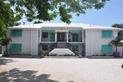 Lido Islander Inn and Suites