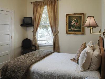 Washington Square Inn