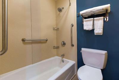 Travelodge by Wyndham Healdsburg Sonoma Wine Ctry