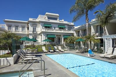 Glorietta Bay Inn