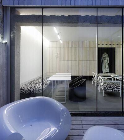 Moure Hotel