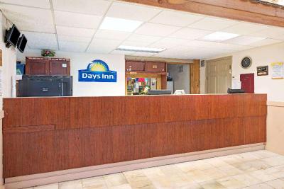 Days Inn by Wyndham St. Louis Lindbergh Boulevard
