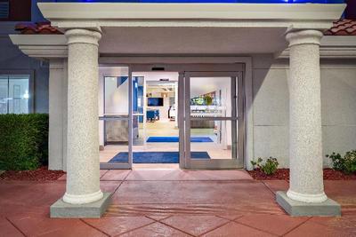 Holiday Inn Express Hotel & Suites Oroville Lake