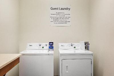 Holiday Inn Express Hotel & Suites Oroville Lake