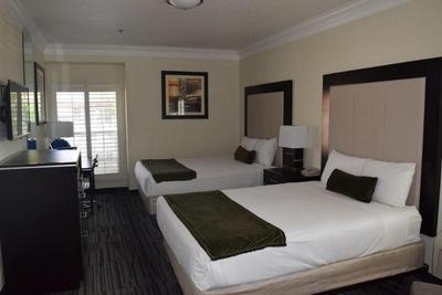 Arena Hotel