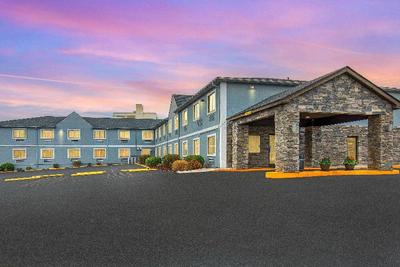 Super 8 by Wyndham Somerset