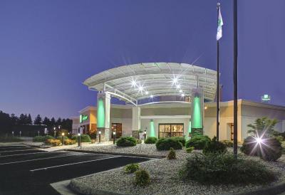 Holiday Inn Staunton Conference Center