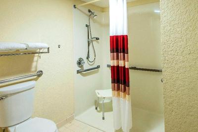 Red Roof Inn Syracuse