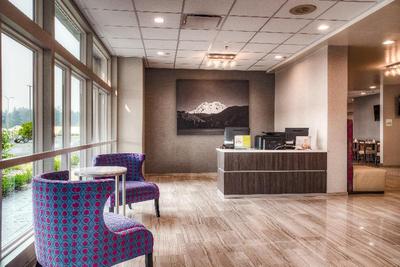 Holiday Inn Tacoma Mall