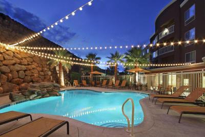 Courtyard St. George