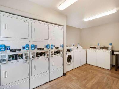 Extended Stay America - San Francisco - San Mateo