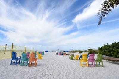 Plaza Beach Beachfront Resort